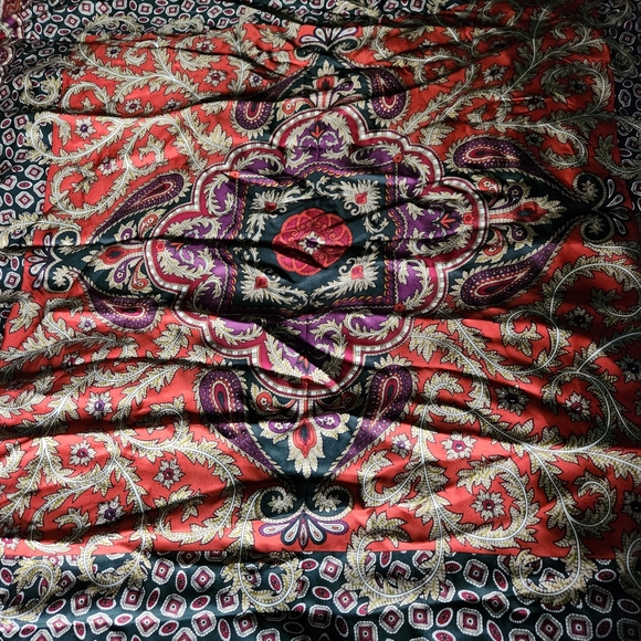 Accessories - Paisley scarf